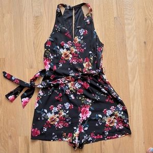Black flower romper
